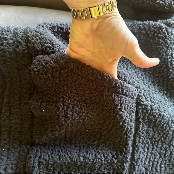 Aerie Black Sherpa Pullover Jacket Small Soft Warm 3/4 Zip with Kangaroo Pocket - Picture 6 of 7